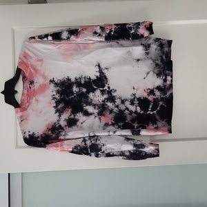 DTLA size s, light sweat shirt